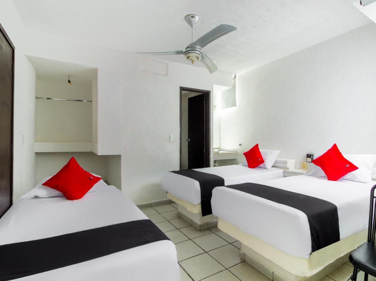 Capital O Hotel Plaza Premier Leon Ngoại thất bức ảnh